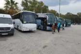 Αντιδρούν οι ιδιοκτήτες τουριστικών λεωφορείων: Ούτε φέτος ικανοποιήθηκε βασικό αίτημα για τα τέλη