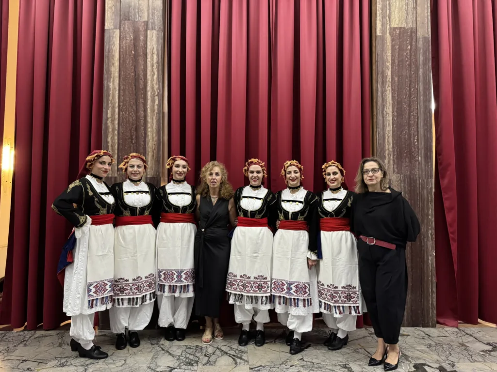 Το Λύκειο Ελληνίδων Πάτρας στον Τάραντα της Ιταλίας ΦΩΤΟ