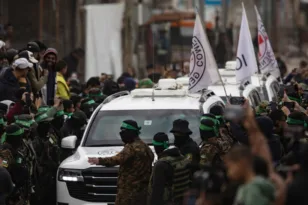 Γάζα: Συνεχίζεται η ανταλλαγή σορών – Παρέλαβαν 15 σώματα κρατούμενων οι Παλαιστίνιοι