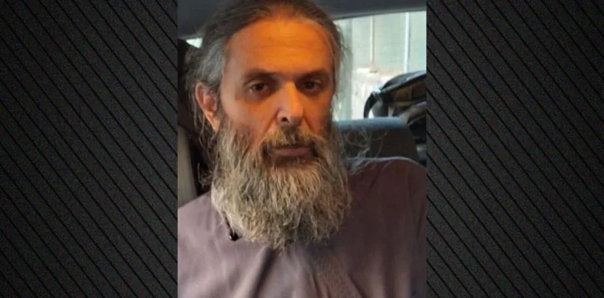 Ο ιερέας YouTuber και τρεις κατηγορούμενοι στη φυλακή για διακίνηση ναρκωτικών και μεταναστών