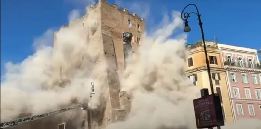 Ρώμη: Μερική κατάρρευση πύργου κοντά στο Κολοσσαίο - Τρεις τραυματίες ΒΙΝΤΕΟ