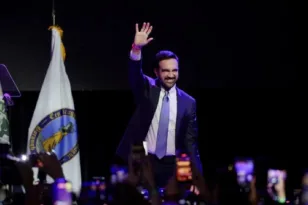 Αλέξης Τσίπρας για τη νίκη Μαμντάνι στη Νέα Υόρκη: «Νίκη απέναντι στην ολιγαρχία και την κοινωνική αδικία»