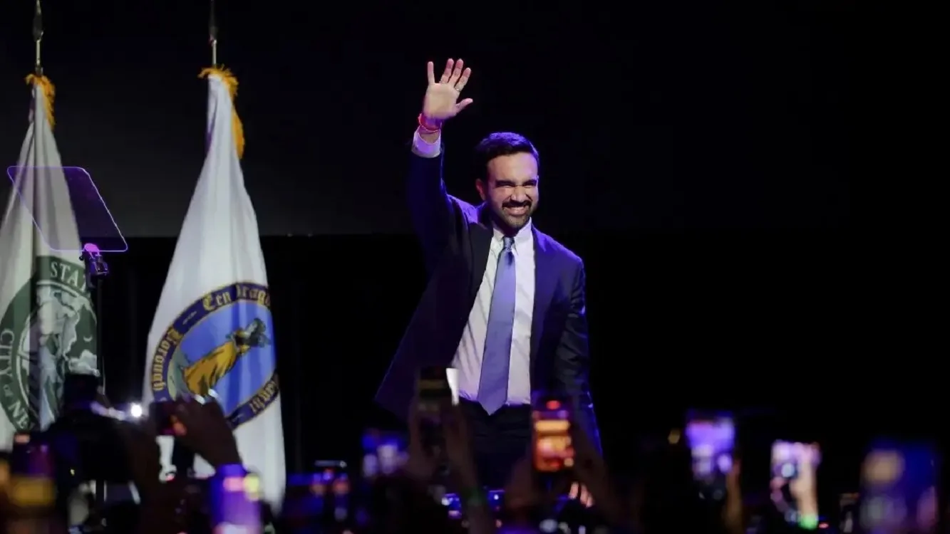 Αλέξης Τσίπρας για τη νίκη Μαμντάνι στη Νέα Υόρκη: «Νίκη απέναντι στην ολιγαρχία και την κοινωνική αδικία» Αλέξης Τσίπρας για τη νίκη Μαμντάνι στη Νέα Υόρκη: «Νίκη απέναντι στην ολιγαρχία και την κοινωνική αδικία»