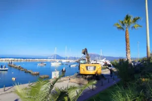 Πάτρα: Ξεκίνησε η αποξήλωση των προβλητών στη Μαρίνα -Δεν θα είναι πλέον βυθισμένη