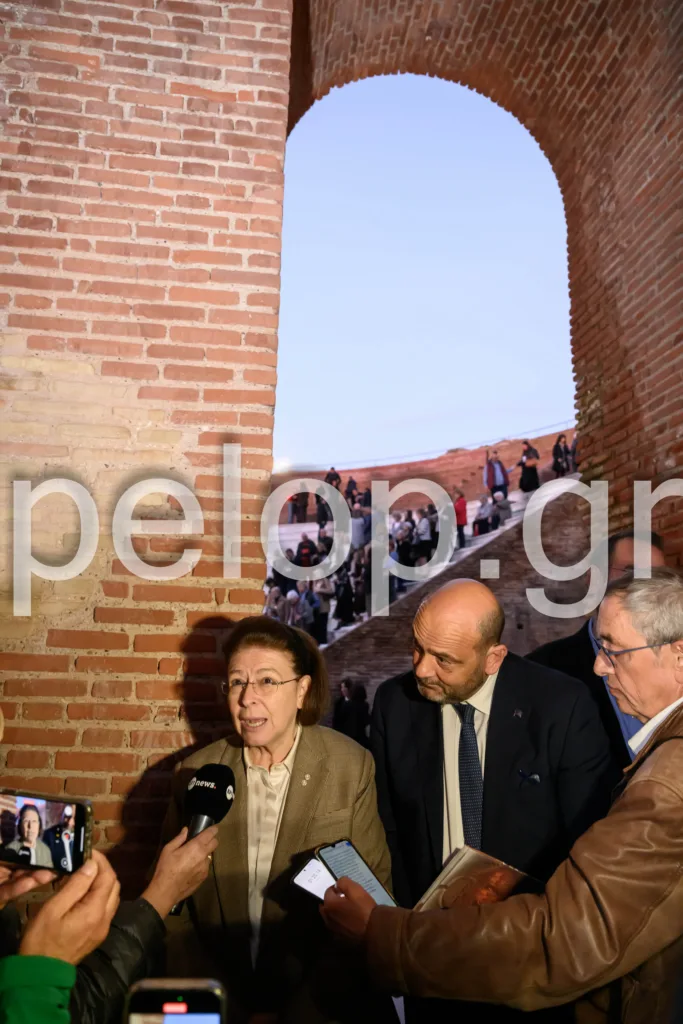 Λίνα Μενδώνη: «Το Ρωμαϊκό Ωδείο ξαναγίνεται η καρδιά της Πάτρας» - «Αποδίδουμε όχι μόνο ένα μνημείο, αλλά έναν ολόκληρο αρχαιολογικό χώρο»