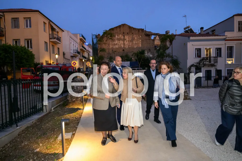 Λίνα Μενδώνη: «Το Ρωμαϊκό Ωδείο ξαναγίνεται η καρδιά της Πάτρας» - «Αποδίδουμε όχι μόνο ένα μνημείο, αλλά έναν ολόκληρο αρχαιολογικό χώρο»