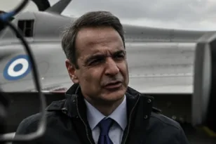 Μητσοτάκης: «Ισχυρότερα από ποτέ τα ελληνικά φτερά» – Μήνυμα για την εορτή της Πολεμικής Αεροπορίας