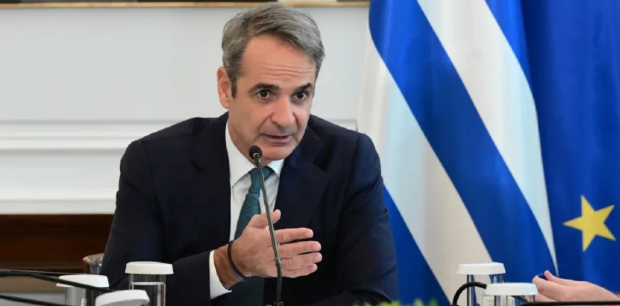 Μητσοτάκης στο υπουργικό: Πακέτο αλλαγών σε εργασιακά, ακίνητα και κληρονομικό δίκαιο