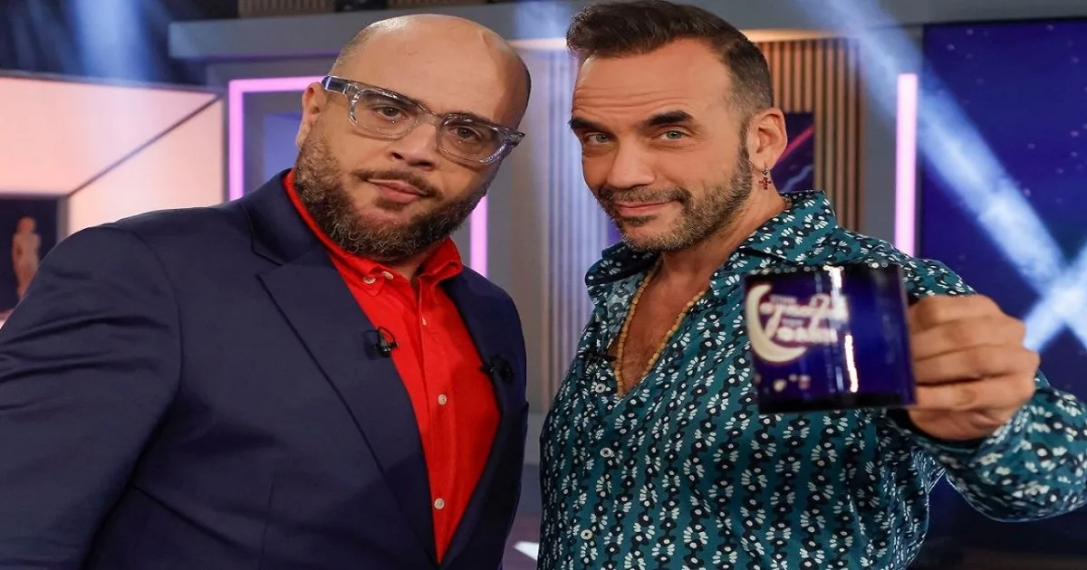 Μουζουράκης: Ποια θα είναι η νονά του γιου του Μουζουράκης: Ποια θα είναι η νονά του γιου του