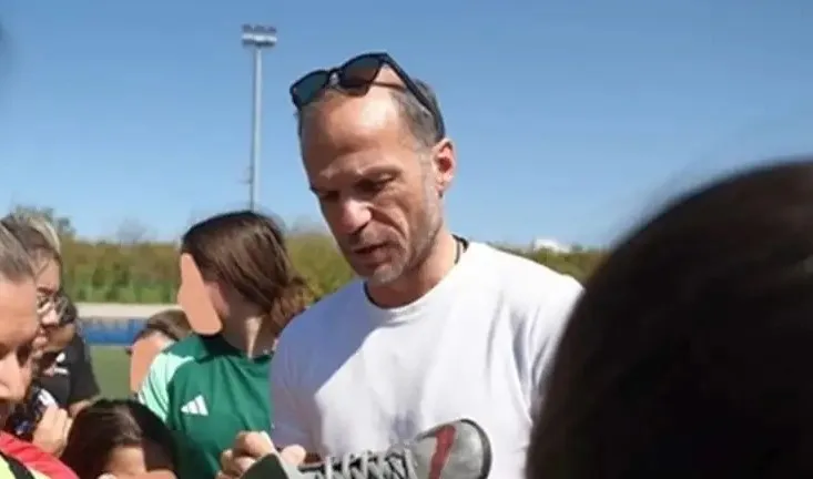 Ο Μπασινάς έρχεται στην Πάτρα για την γιορτή του γυναικείου ποδοσφαίρου