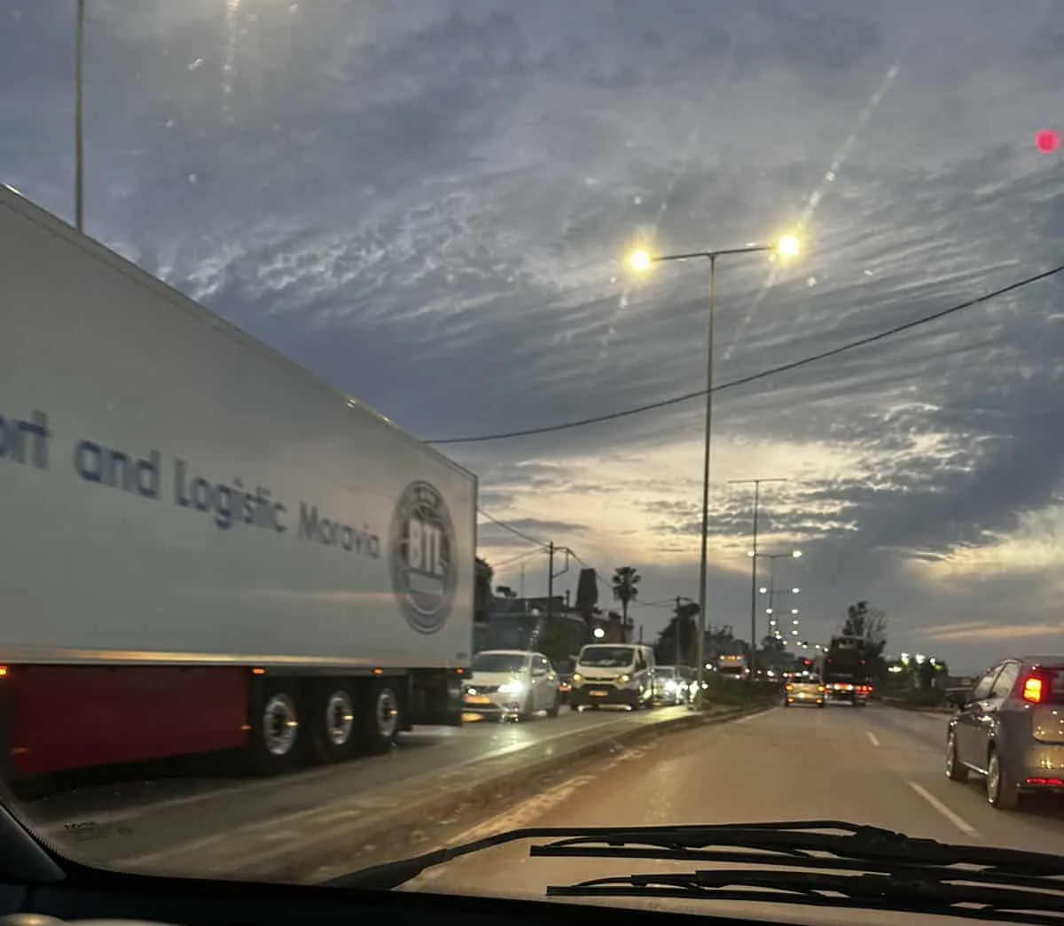 75 λεπτά για τρία χιλιόμετρα - Γολγοθάς η μετακίνηση από Παραλία προς Πάτρα και από Λαχαναγορά προς Οβρυά