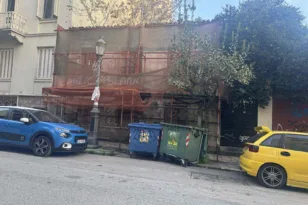 Η Πάτρα καλεί τη Ναύπακτο να γκρεμίσει επικίνδυνο κτίριο