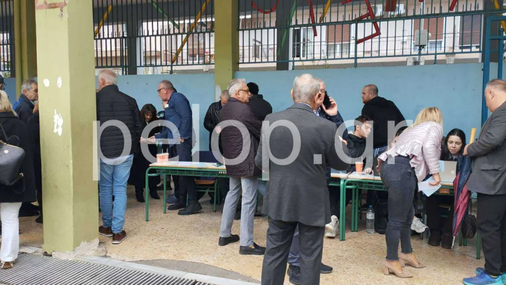 Νέα Δημοκρατία - Αχαΐα: Ομαλά και με υψηλή συμμετοχή οι εσωκομματικές εκλογές ΦΩΤΟ Νέα Δημοκρατία - Αχαΐα: Ομαλά και με υψηλή συμμετοχή οι εσωκομματικές εκλογές ΦΩΤΟ