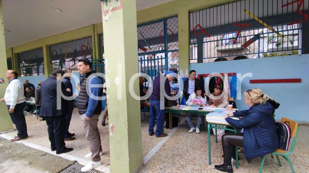 Νέα Δημοκρατία - Αχαΐα: Ομαλά και με υψηλή συμμετοχή οι εσωκομματικές εκλογές ΦΩΤΟ Νέα Δημοκρατία - Αχαΐα: Ομαλά και με υψηλή συμμετοχή οι εσωκομματικές εκλογές ΦΩΤΟ