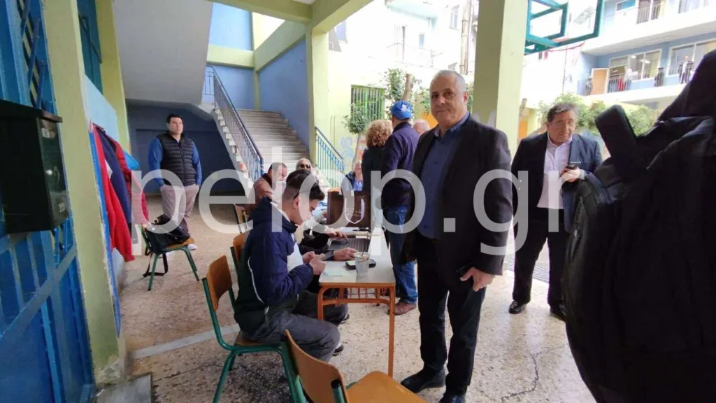 Νέα Δημοκρατία - Αχαΐα: Ομαλά και με υψηλή συμμετοχή οι εσωκομματικές εκλογές ΦΩΤΟ Νέα Δημοκρατία - Αχαΐα: Ομαλά και με υψηλή συμμετοχή οι εσωκομματικές εκλογές ΦΩΤΟ