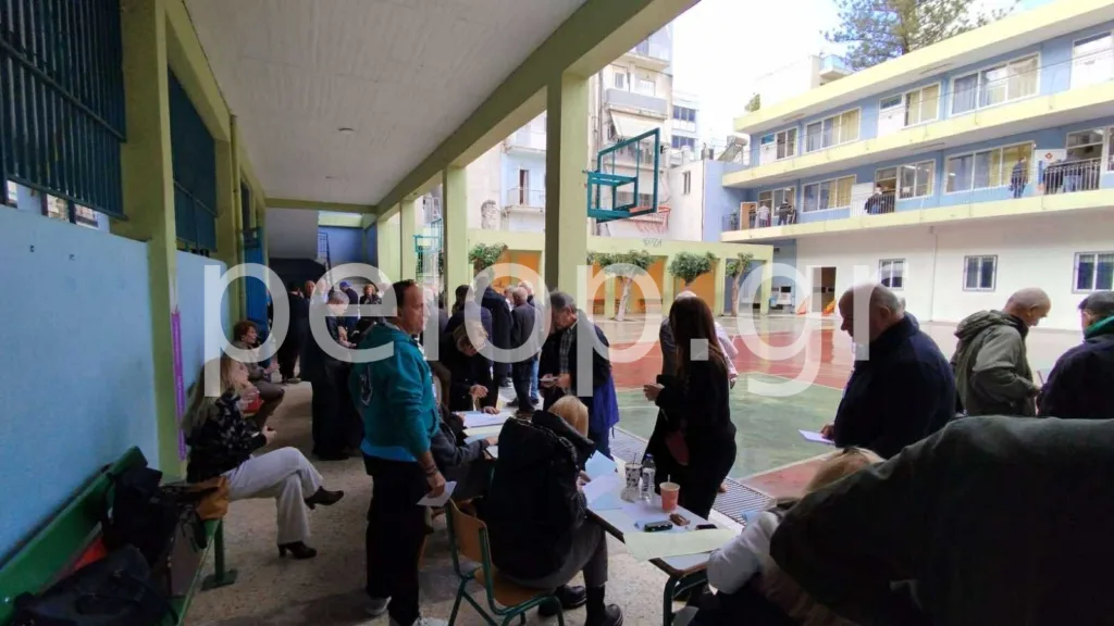 Νέα Δημοκρατία - Αχαΐα: Ομαλά και με υψηλή συμμετοχή οι εσωκομματικές εκλογές ΦΩΤΟ Νέα Δημοκρατία - Αχαΐα: Ομαλά και με υψηλή συμμετοχή οι εσωκομματικές εκλογές ΦΩΤΟ