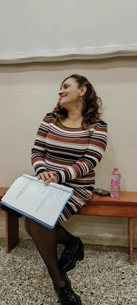 «Μη με λες αφεντικό»: Μια Πατρινή κωμωδία χωρίς… αφεντικά, με αυτοσχεδιασμό, σάτιρα και πολλή καρδιά στις «Γραμμές Τέχνης» «Μη με λες αφεντικό»: Μια Πατρινή κωμωδία χωρίς… αφεντικά, με αυτοσχεδιασμό, σάτιρα και πολλή καρδιά στις «Γραμμές Τέχνης»