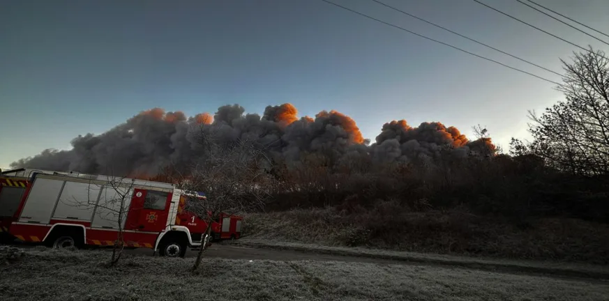 Τρομερό σφυροκόπημα της Ρωσίας: Με 470 drones και 48 πυραύλους, 10 νεκροί και 37 τραυματίες στη δυτική Ουκρανία ΒΙΝΤΕΟ