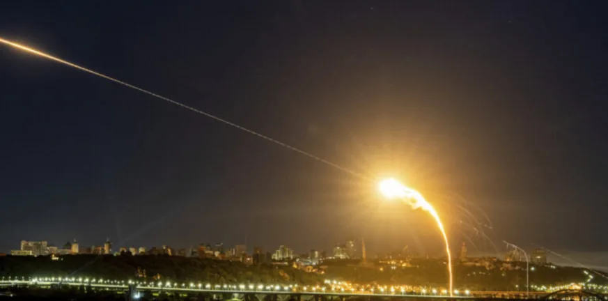 Σφοδρή ρωσική αεροπορική επίθεση σε ουκρανικές ενεργειακές εγκαταστάσεις ΒΙΝΤΕΟ