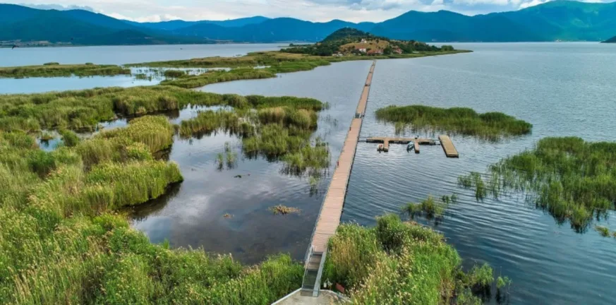 Λίμνη Πρεσπών: Η γοητεία της φύσης