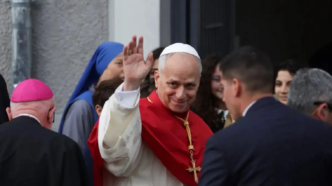 Κωνσταντινούπολη: Θερμή υποδοχή στον Πάπα Λέων ΙΔ΄- Συνάντηση με Βαρθολομαίο και μήνυμα ενότητας 1.700 χρόνια μετά τη Σύνοδο της Νίκαιας