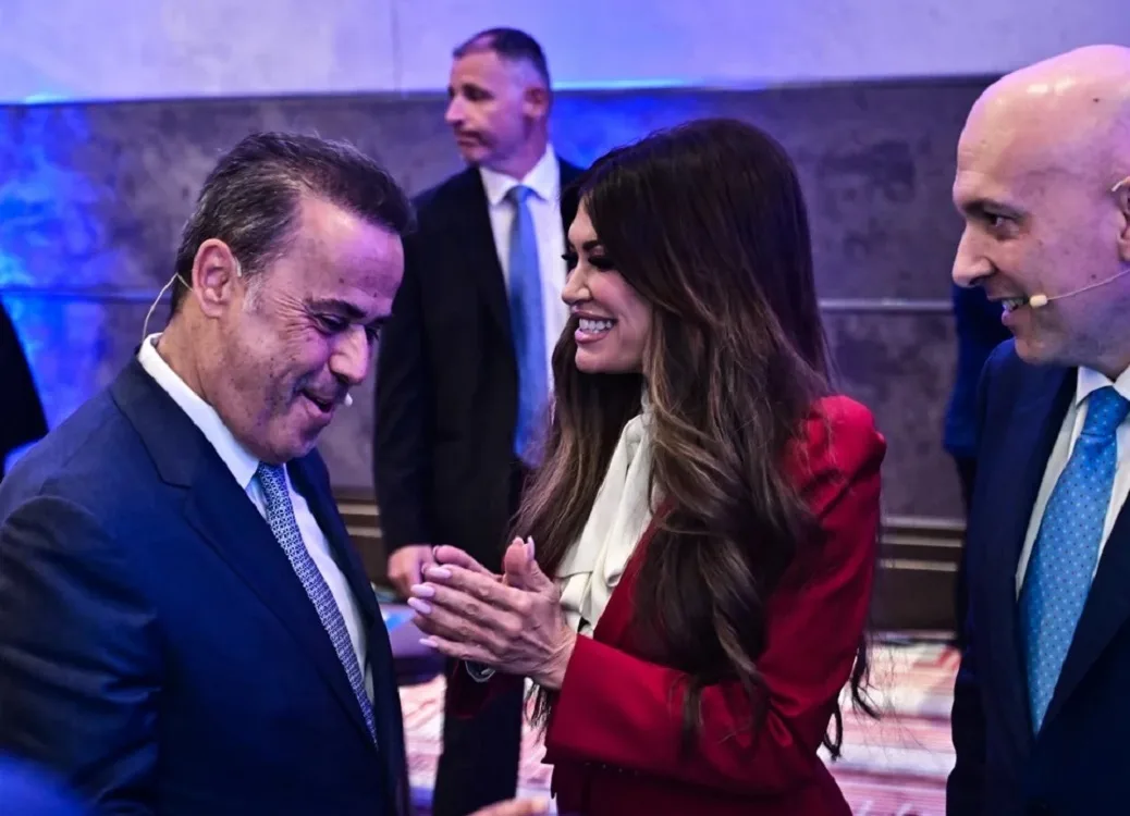 Η Ελλάδα σε ρόλο ενεργειακού «μεγάρου ισχύος»: Τα deals με ΗΠΑ που αλλάζουν τον χάρτη στη ΝΑ Ευρώπη Η Ελλάδα σε ρόλο ενεργειακού «μεγάρου ισχύος»: Τα deals με ΗΠΑ που αλλάζουν τον χάρτη στη ΝΑ Ευρώπη