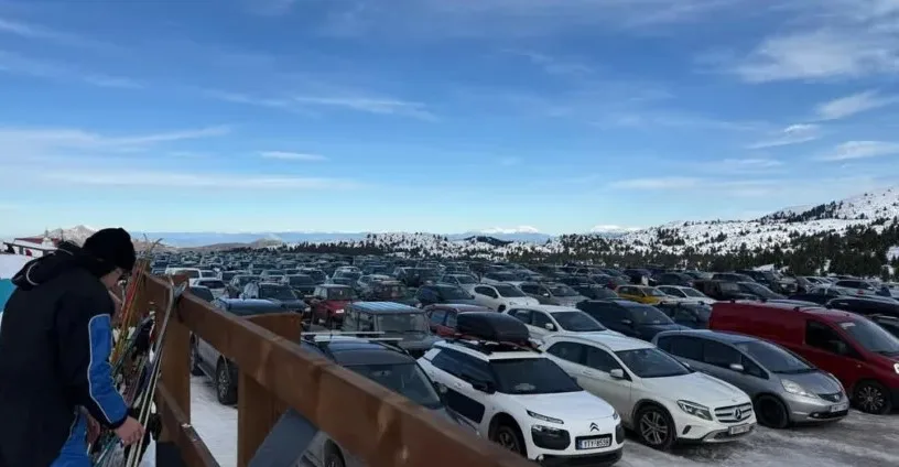 Χιονοδρομικό Κέντρο Καλαβρύτων: Οι πιθανές λύσεις για την επέκταση του παρκινγκ