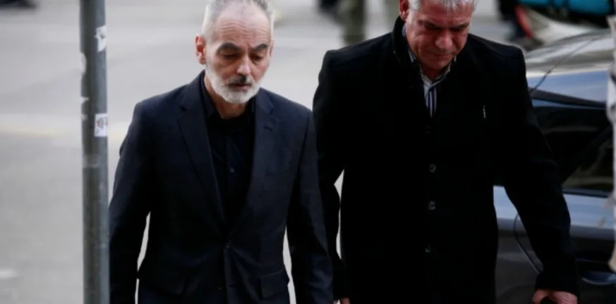 Δίκη Καμπανού: Τι λέει ο πατέρας του Άλκη για τα επεισόδια έξω από τα δικαστήρια