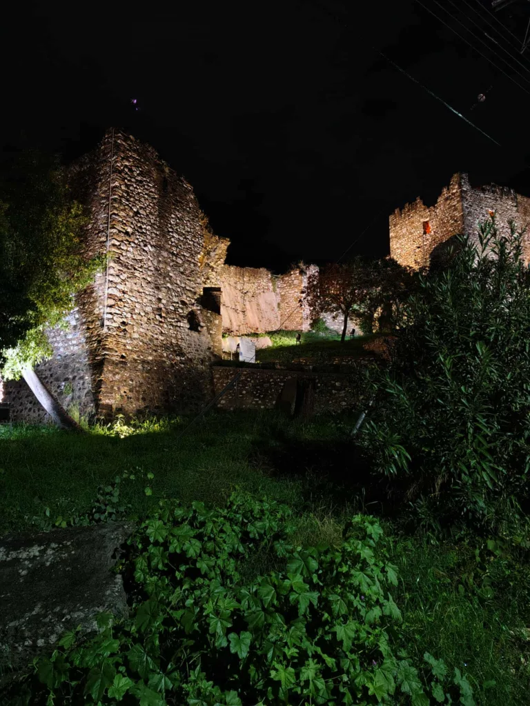 Πατρινέλα: Αναζητώντας στο Κάστρο της Πάτρας το στοιχειό της πόλης Πατρινέλα: Αναζητώντας στο Κάστρο της Πάτρας το στοιχειό της πόλης