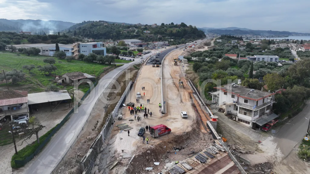 Πρόοδος στον αυτοκινητόδρομο Πατρών–Πύργου: Το drone του pelop.gr καταγράφει τα έργα από ψηλά ΒΙΝΤΕΟ Πρόοδος στον αυτοκινητόδρομο Πατρών–Πύργου: Το drone του pelop.gr καταγράφει τα έργα από ψηλά ΒΙΝΤΕΟ