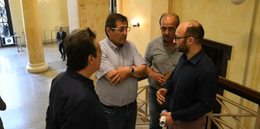 Δήμος Πατρέων: Κοινή γραμμή για να μείνουν στη δουλειά