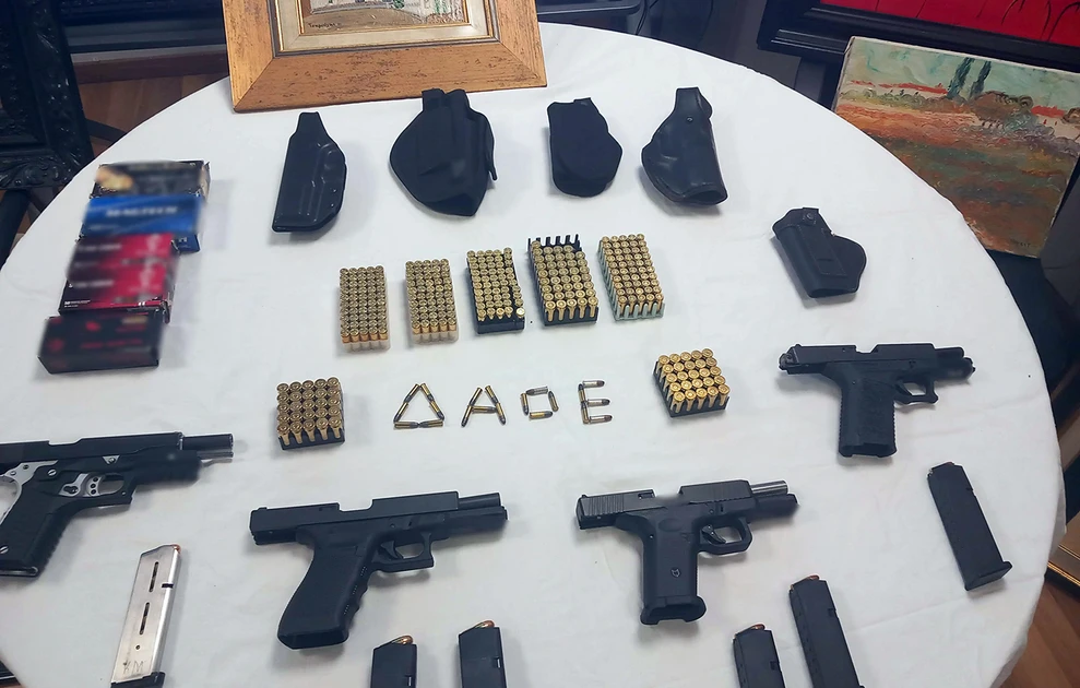 Γνωστός δικηγόρος συνελήφθη για απάτη με πίνακες ζωγραφικής και ράβδους χρυσού! ΦΩΤΟ