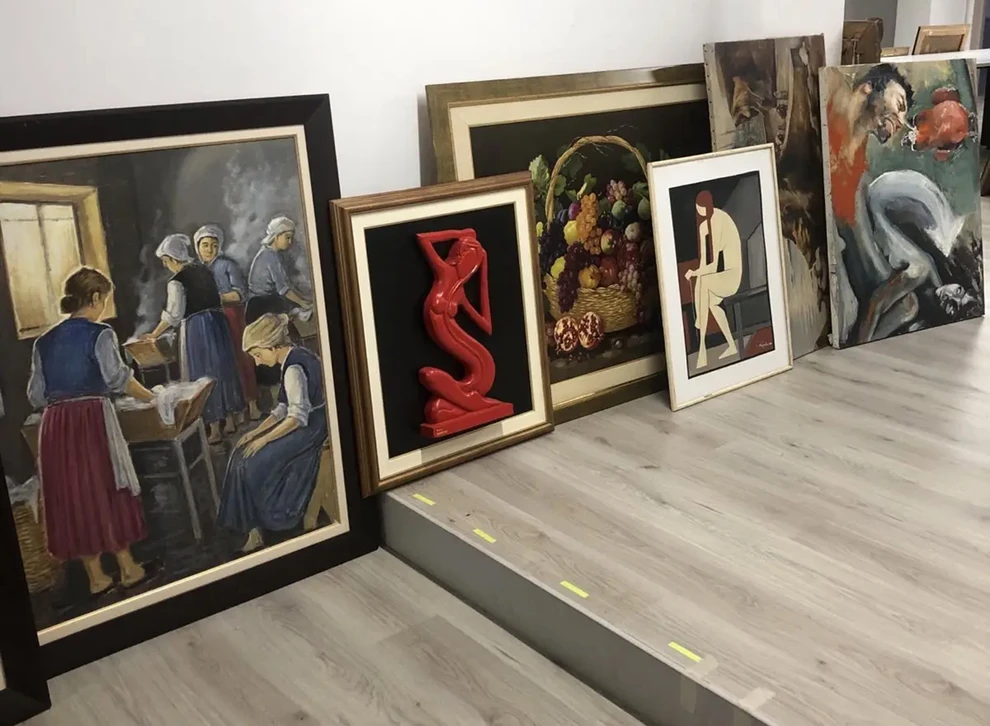 Γνωστός δικηγόρος συνελήφθη για απάτη με πίνακες ζωγραφικής και ράβδους χρυσού! ΦΩΤΟ