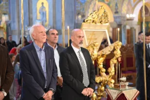 «Πλέσσας για Ημέρα Ενόπλων Δυνάμεων: Μήνυμα ειρήνης και ξεκάθαρη αντίθεση στους πολέμους»