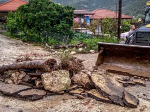 Άρτα, Ιωάννινα, Κόνιτσα, Τζουμέρκα, Πρέβεζα: Ανυπολόγιστες καταστροφές... Άρτα, Ιωάννινα, Κόνιτσα, Τζουμέρκα, Πρέβεζα: Ανυπολόγιστες καταστροφές...
