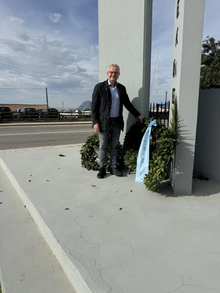 Η Νέα Δημοκρατία τίμησε στην Πάτρα την 52η Επέτειο του Πολυτεχνείου