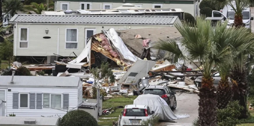 Σαρώνει η «Κλαούντια» την Πορτογαλία: Νεκροί, τραυματίες και χάος από την τροπική καταιγίδα