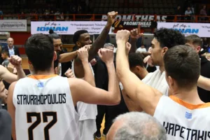 Ο Προμηθέας αγρίεψε και συνέτριψε την Καρδίτσα - Φωτογραφίες/δηλώσεις