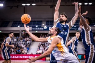 Ο Προμηθέας βαριά ήττα και απώλεια του +6 στη Χαϊδελβέργη – Φωτογραφίες