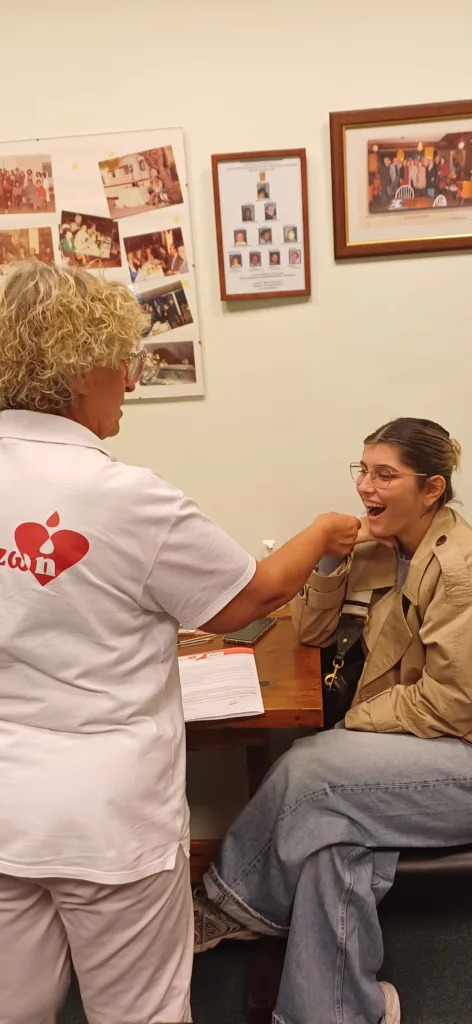 Πάτρα: Μεγάλη συμμετοχή στην αιμοδοσία του «Στεκιού εν Δράσει» της «Πρότασης» - 36 φιάλες αίμα και 3 νέοι δότες ζωής ΦΩΤΟ Πάτρα: Μεγάλη συμμετοχή στην αιμοδοσία του «Στεκιού εν Δράσει» της «Πρότασης» - 36 φιάλες αίμα και 3 νέοι δότες ζωής ΦΩΤΟ