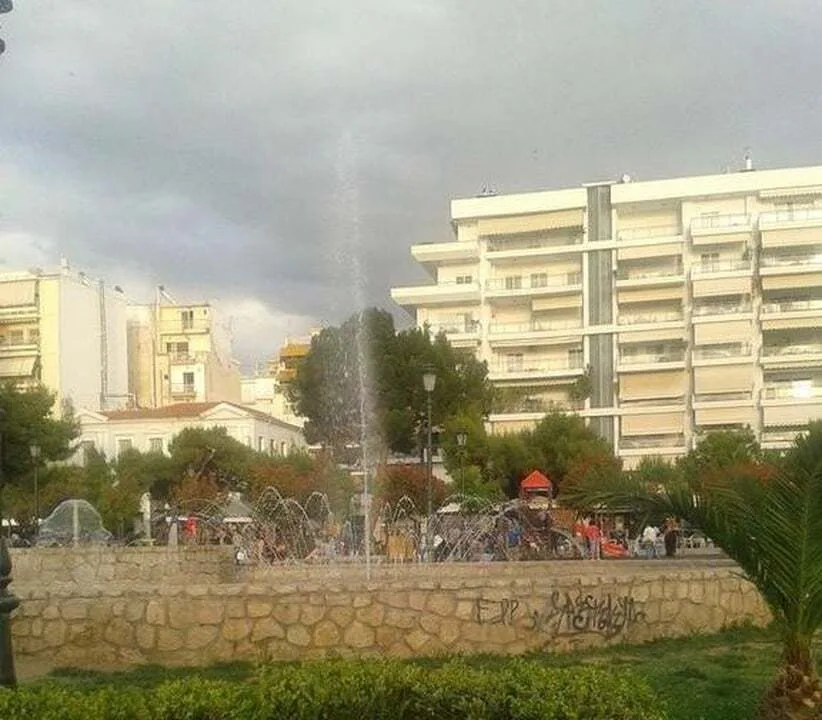 Πάτρα: Πίδακες σε ύψος και με χρώμα στην πλατεία Υψηλών Αλωνίων, το σχέδιο για νέα σιντριβάνια Πάτρα: Πίδακες σε ύψος και με χρώμα στην πλατεία Υψηλών Αλωνίων, το σχέδιο για νέα σιντριβάνια