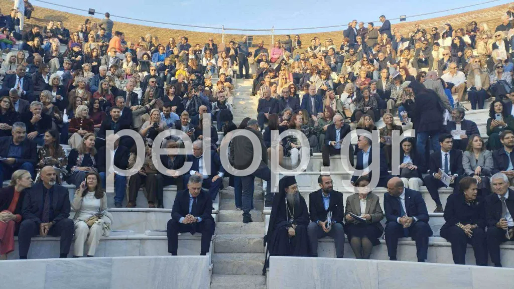 Λίνα Μενδώνη: «Το Ρωμαϊκό Ωδείο ξαναγίνεται η καρδιά της Πάτρας» - «Αποδίδουμε όχι μόνο ένα μνημείο, αλλά έναν ολόκληρο αρχαιολογικό χώρο»