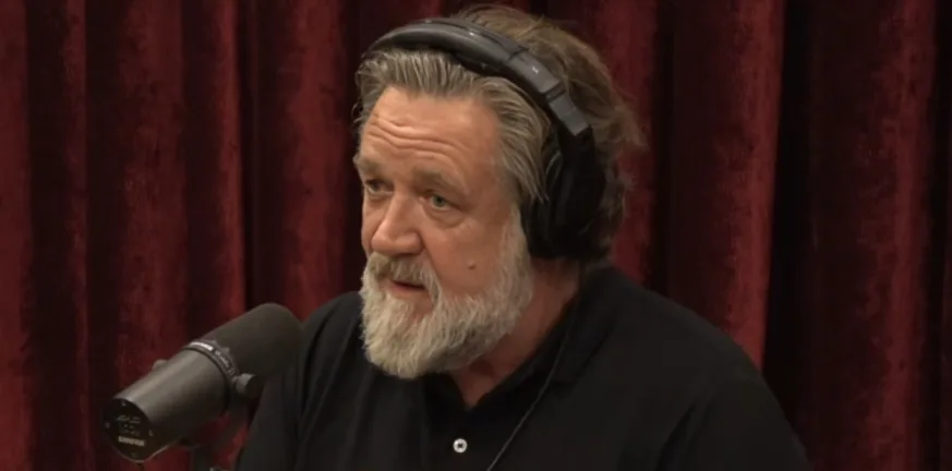 Ο Ράσελ Κρόου έφτασε να ζυγίζει 126 κιλά για την τελευταία του ταινία - Πόσο είναι σήμερα