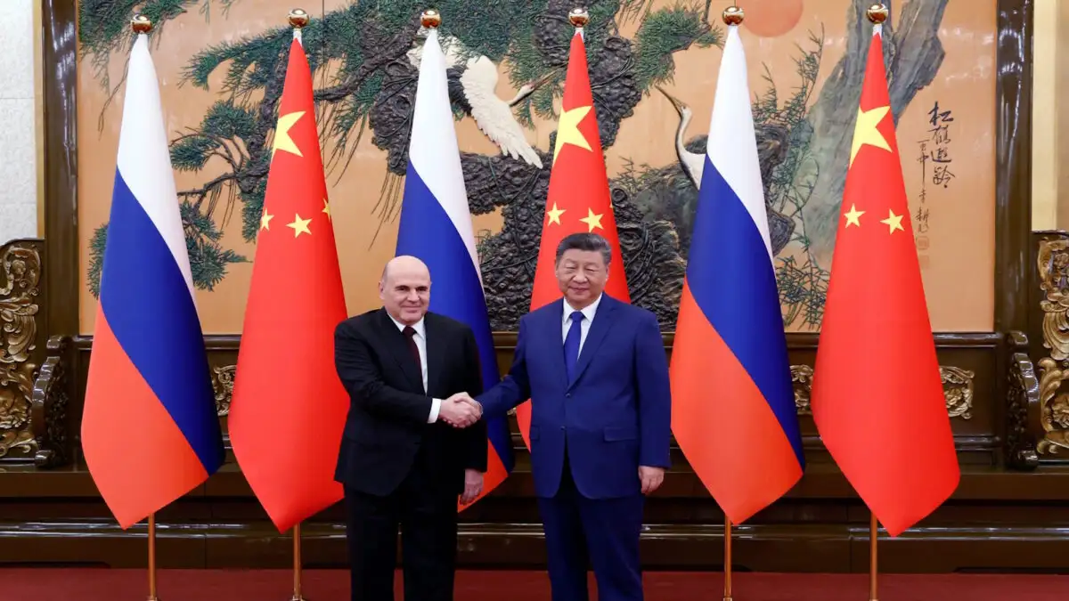 «Μήνυμα» στις ΗΠΑ από Ρωσία και Κίνα: Θα δώσουμε κοινή απάντηση σε αντίπαλα μονομερή οικονομικά μέτρα «Μήνυμα» στις ΗΠΑ από Ρωσία και Κίνα: Θα δώσουμε κοινή απάντηση σε αντίπαλα μονομερή οικονομικά μέτρα