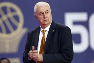 «Ο διαιτητής μου είπε ότι δεν έχει δει χειρότερη ΑΕΚ φέτος» , απίστευτη δήλωση Σάκοτα