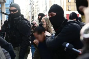 Εγκλημα Σαλαμίνα: Στον Εισαγγελέα η 46χρονη, οι προσευχές του θύματος!