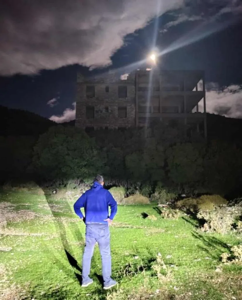 Κυνηγώντας φαντάσματα στα 666 μέτρα,ΦΩΤΟ