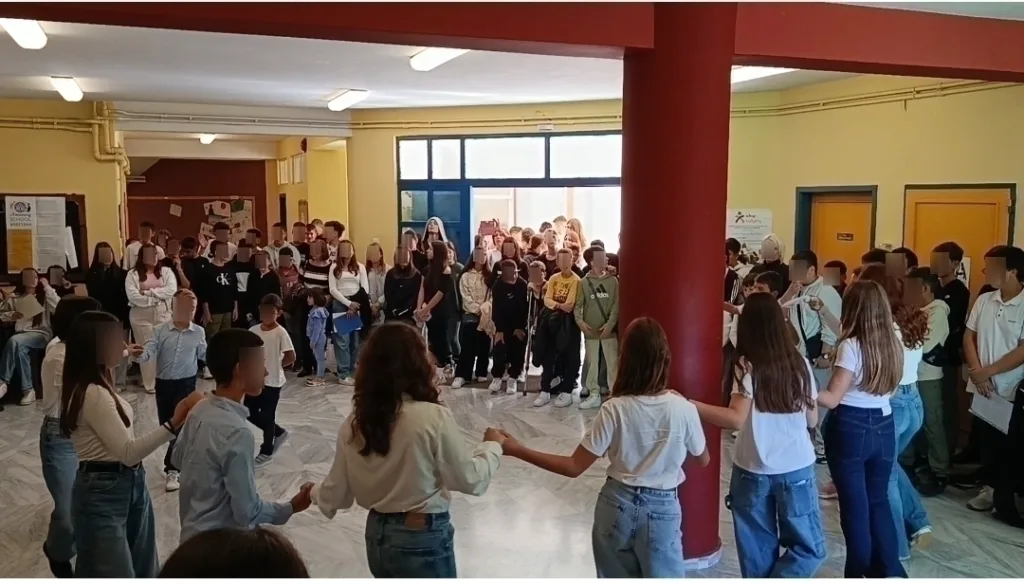 Μαθητές ενώνουν τα βήματά τους: Ξεκινά το Φεστιβάλ Παραδοσιακών Χορών στα σχολεία Μαθητές ενώνουν τα βήματά τους: Ξεκινά το Φεστιβάλ Παραδοσιακών Χορών στα σχολεία