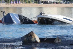 Πολυτελή γιοτ βυθισμένα στη Μαρίνα Ζέας, πως εκδηλώθηκε πυρκαγιά ΦΩΤΟ - ΒΙΝΤΕΟ
