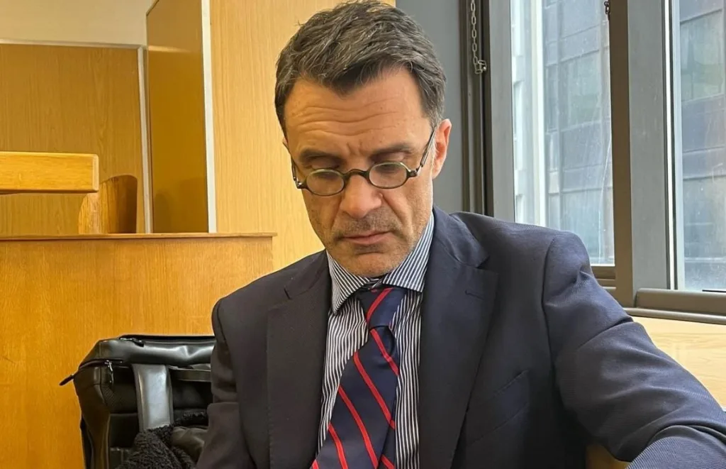 Η Πάτρα αποχαιρετά τον δικηγόρο Σπύρο Σορβατζιώτη: Μια καρδιά γεμάτη ευγένεια και ήθος Η Πάτρα αποχαιρετά τον δικηγόρο Σπύρο Σορβατζιώτη: Μια καρδιά γεμάτη ευγένεια και ήθος